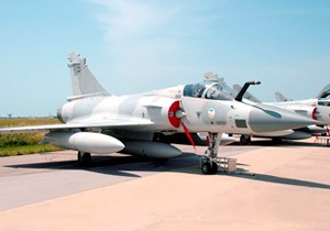 龙子湖飞机军事模型